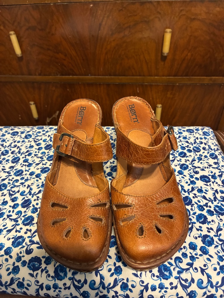 Born Women’s Tan Leather Mary Jane Sandals With Buckle Strap